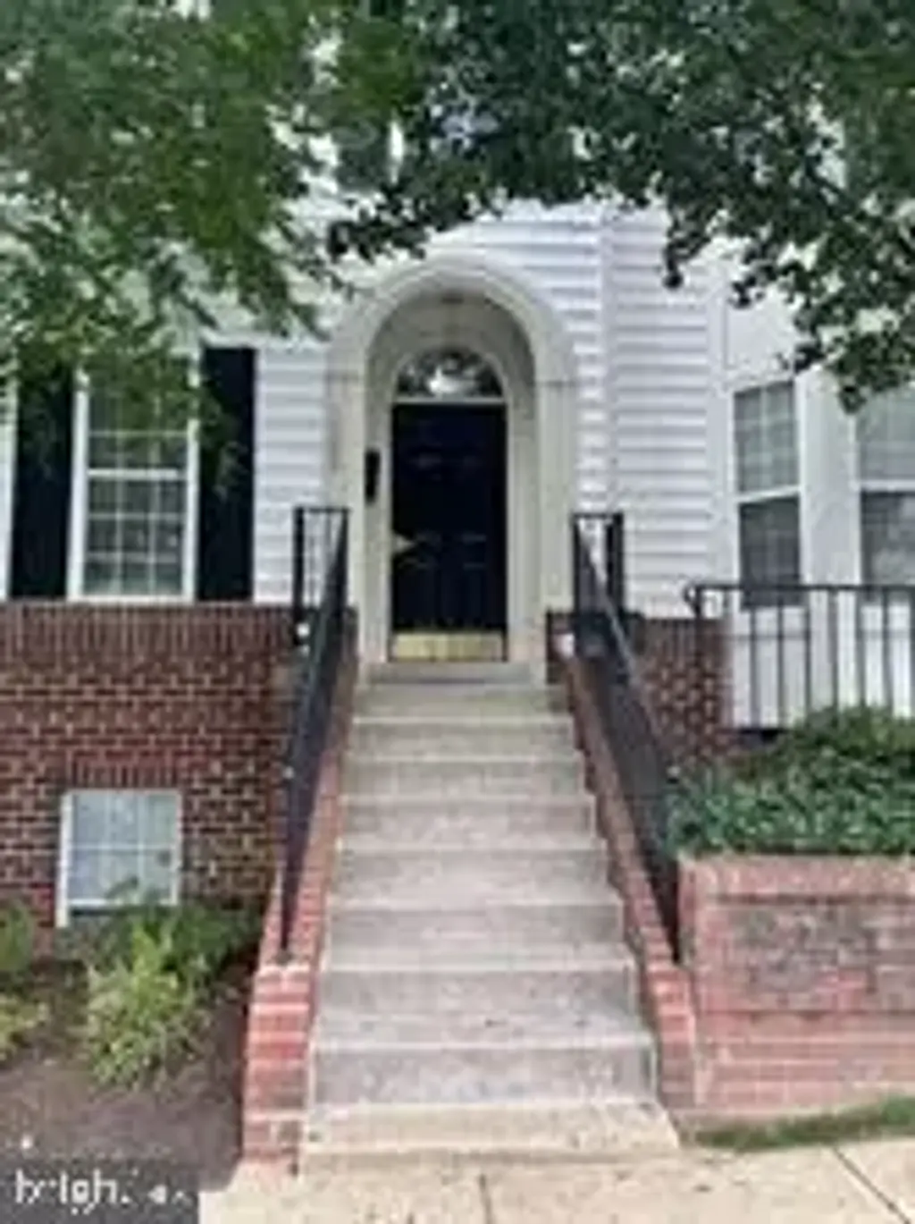 1588 Leeds Castle Dr #101, VIENNA