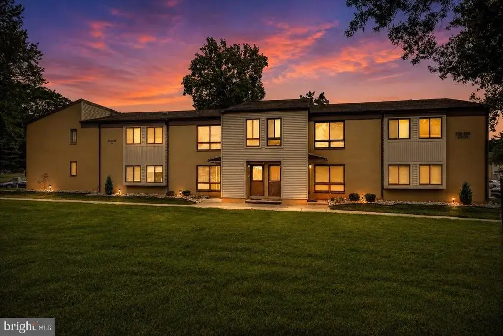259 Kips Ct, MARLTON