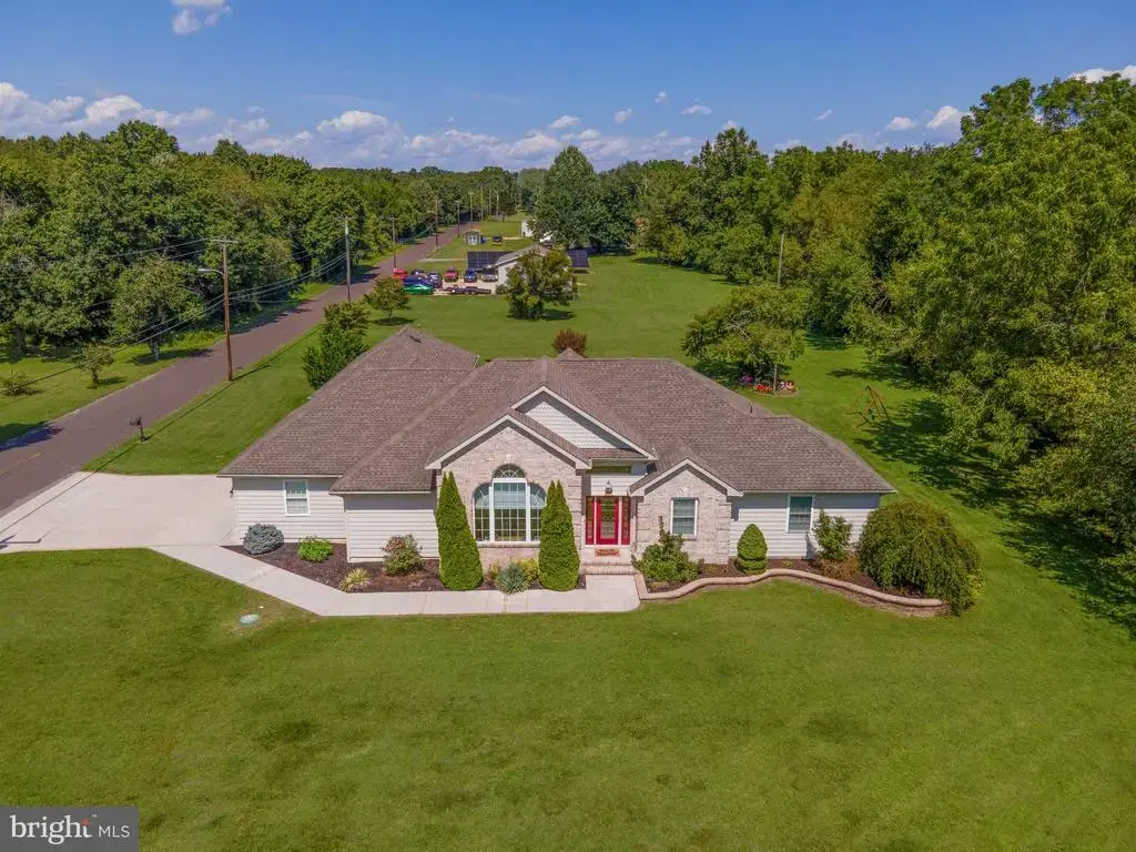 2230 W Main St W, MILLVILLE