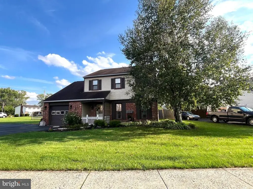 881 Depot Ln, QUAKERTOWN