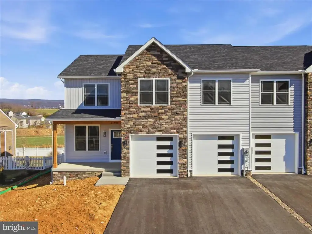 11836 Mystic Rock Ln S, WAYNESBORO
