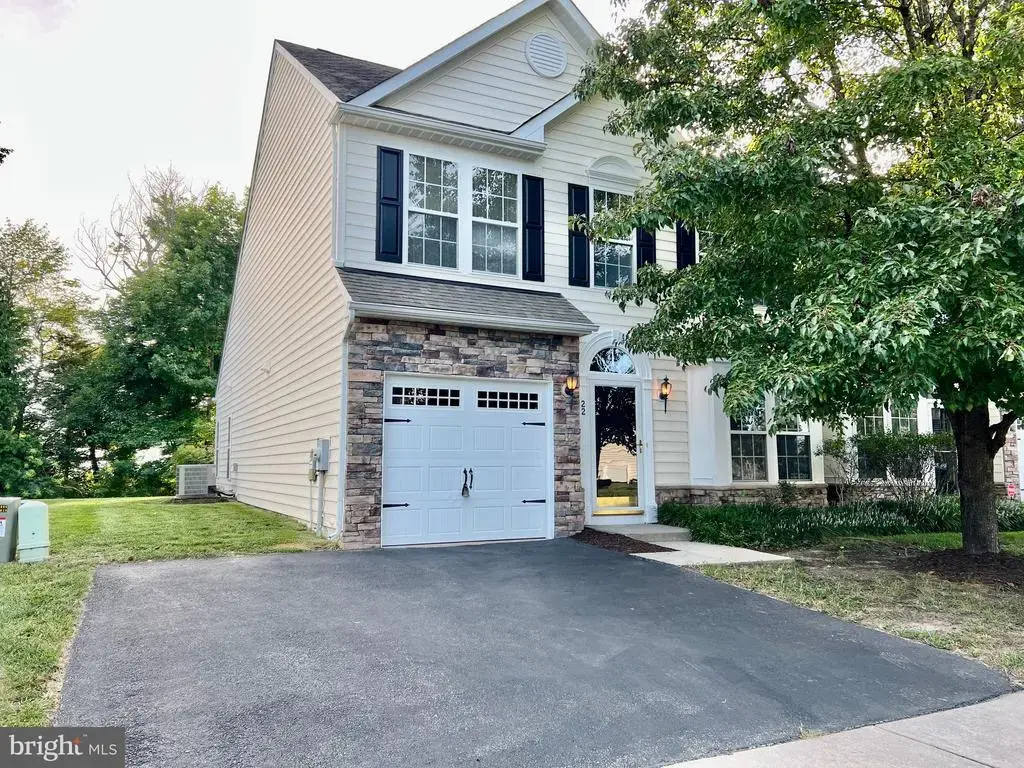 22 Daylily Ln, MILLVILLE
