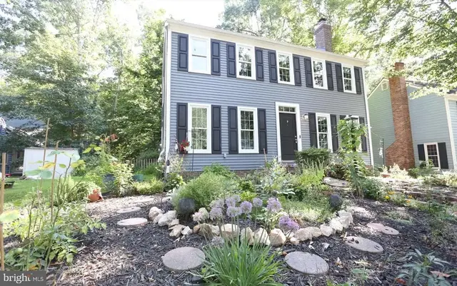 12004 Farrabow Ln, Woodbridge