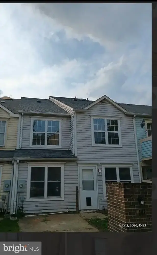 46355 Columbus Dr #502, Lexington Park