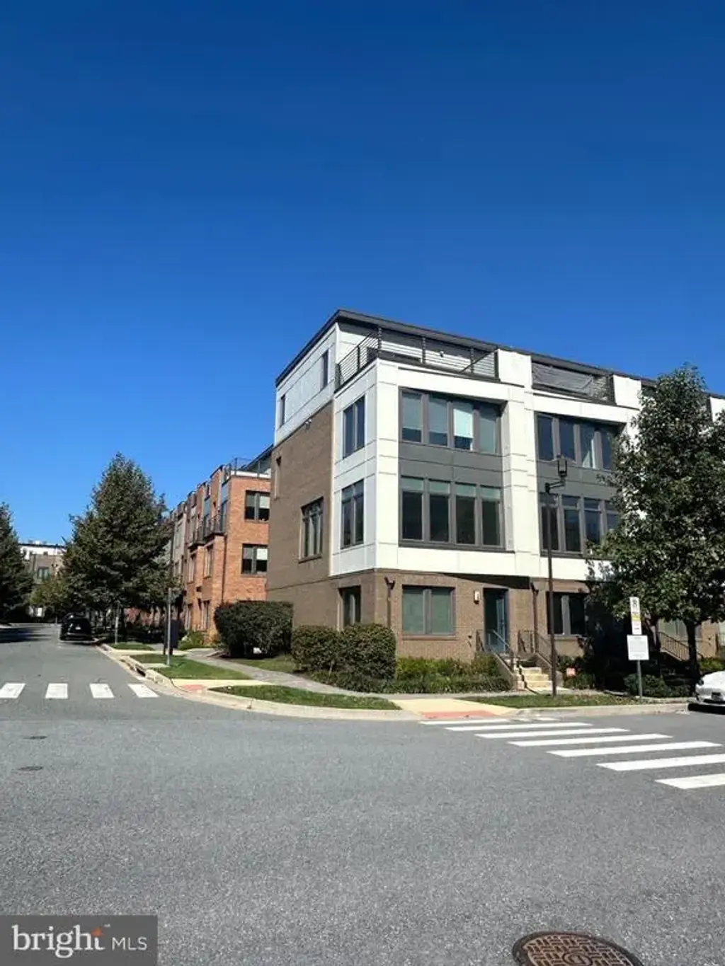 8051 Tribeca St, ROCKVILLE