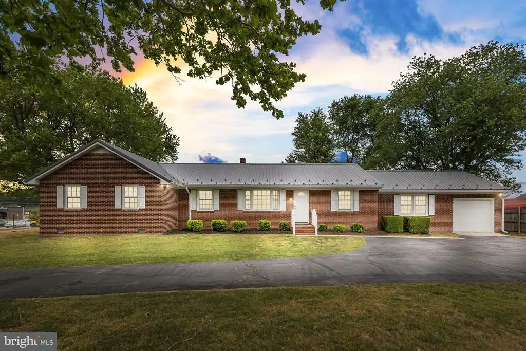 8267 Kings Hwy, KING GEORGE