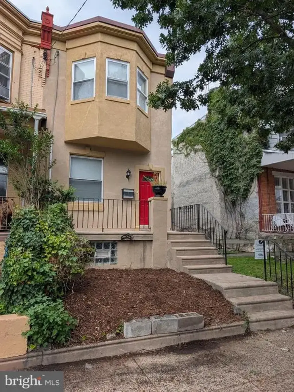 5013 Brown St, PHILADELPHIA