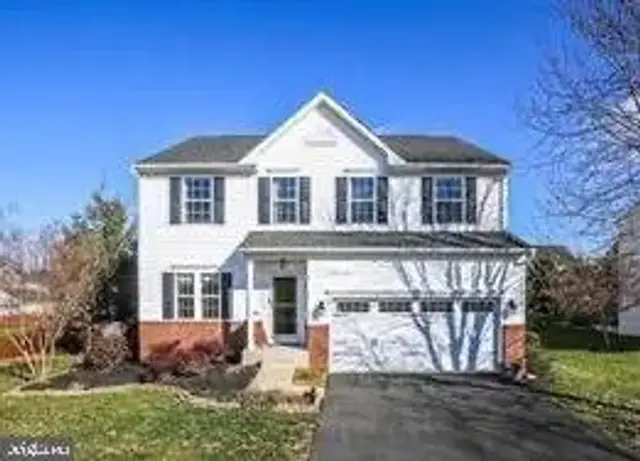 22 Town Center Dr, Lovettsville