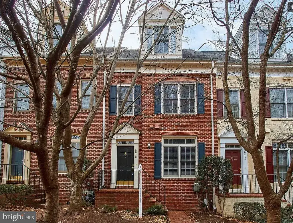 8830 Mansion View Ct, VIENNA