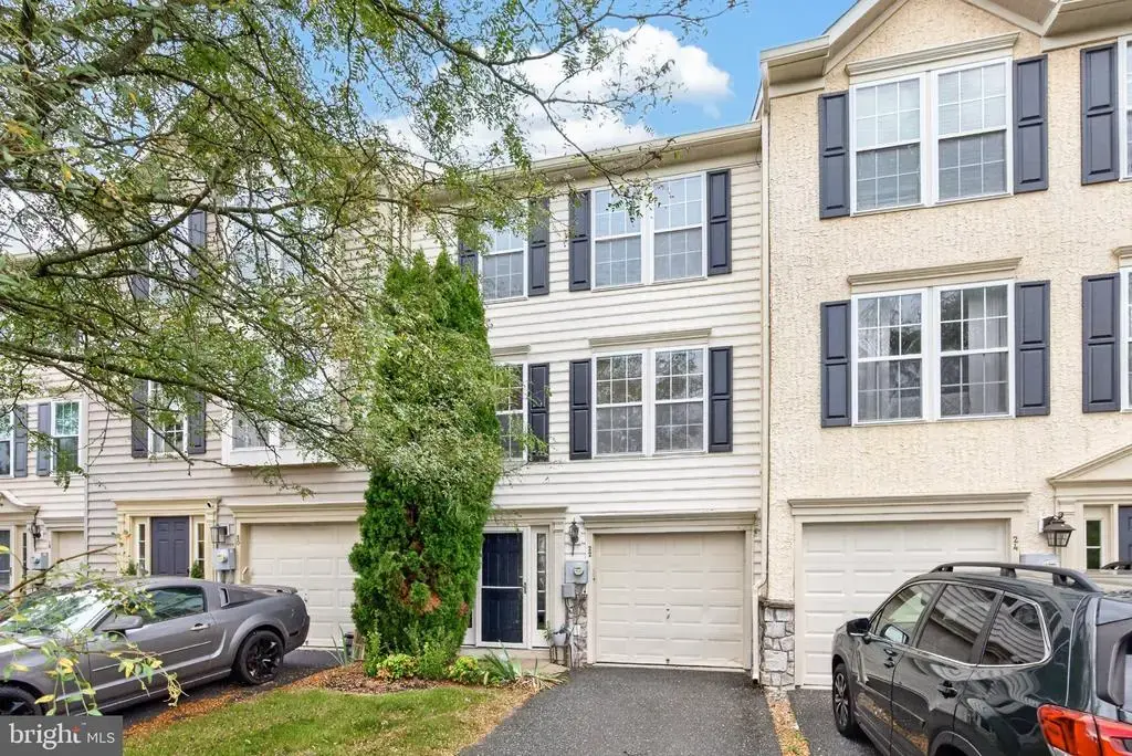 22 Dare Ln, POTTSTOWN