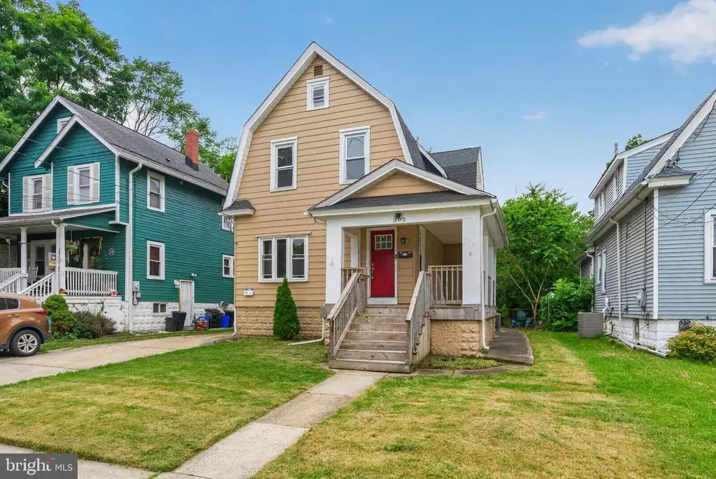 302 Sloan Ave, OAKLYN
