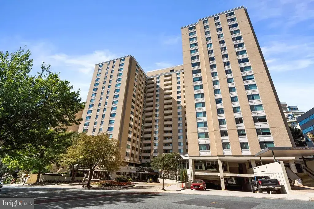 4601 N Park Ave #220v, CHEVY CHASE