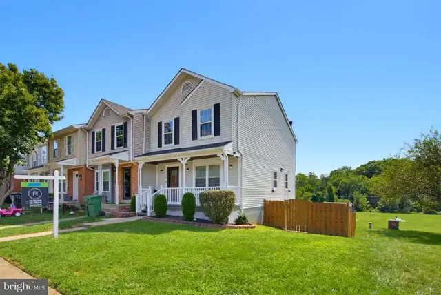 15188 Cloverdale Rd, Woodbridge