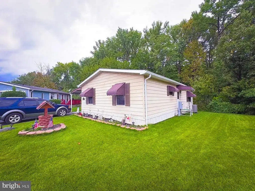 416 Stefan Ct, DUNDALK