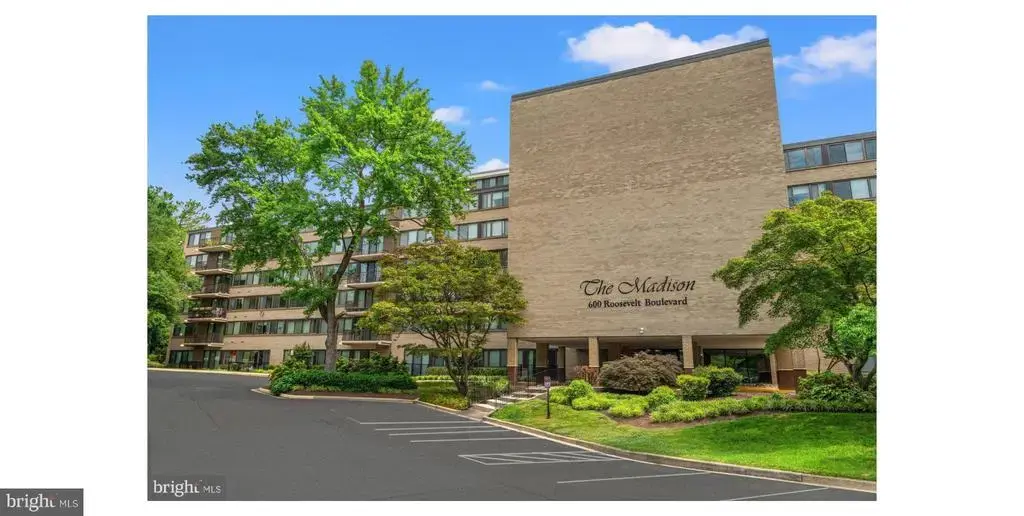600 Roosevelt Blvd #g16, FALLS CHURCH