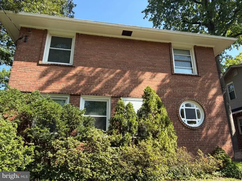 1510 Jackson St Ne, WASHINGTON