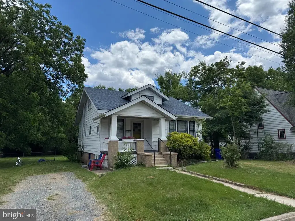 8803 48th Ave, COLLEGE PARK