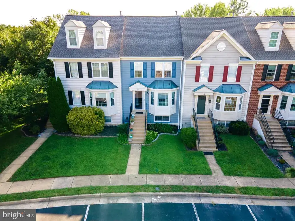144 Connery Ter Sw, LEESBURG