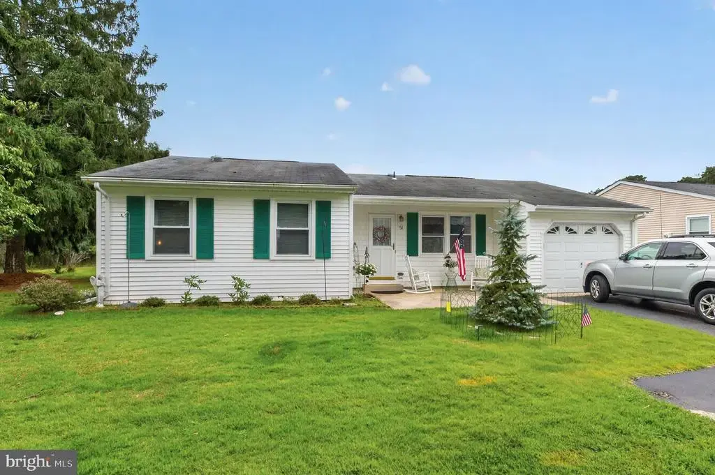51 Westport Dr Sec 71, WHITING