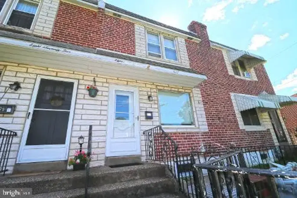 877 Taylor Dr, FOLCROFT