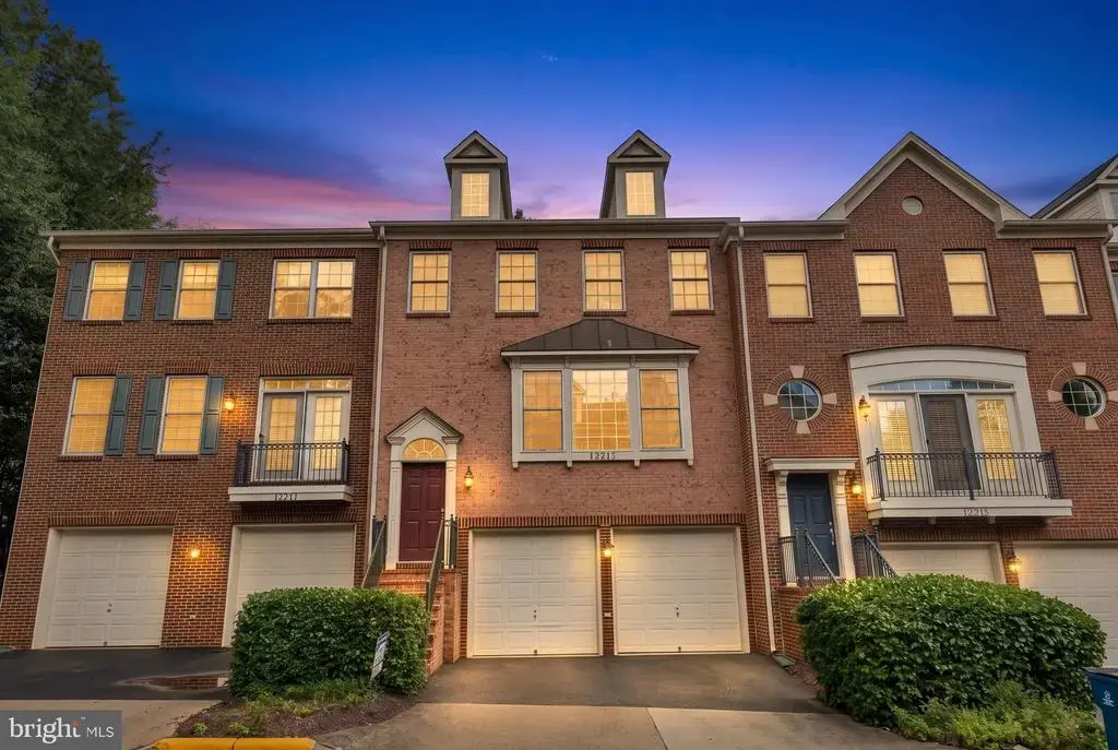 12213 Silver Cypress Ter, FAIRFAX