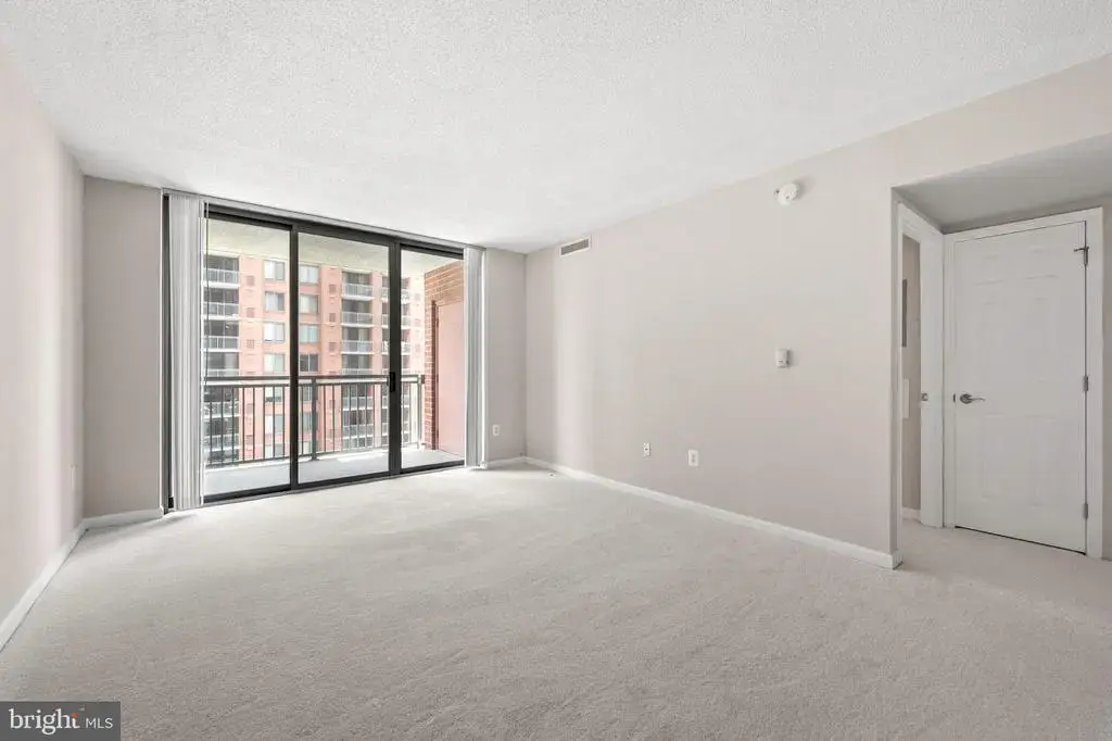 11710 Old Georgetown Rd #722, NORTH BETHESDA