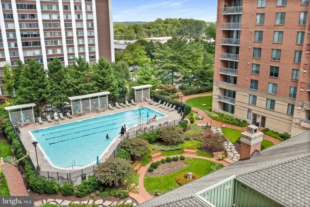 11710 Old Georgetown Rd #722, NORTH BETHESDA