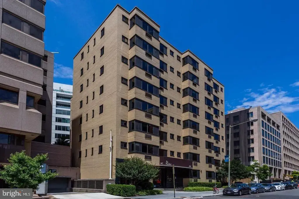 2141 I St Nw #412, WASHINGTON