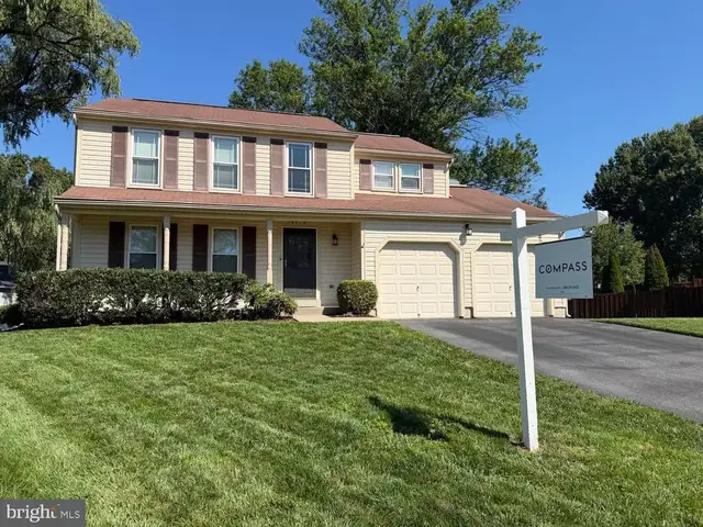19716 Midas Ct, Gaithersburg
