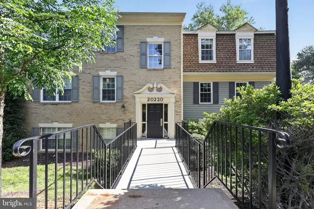 20220 Shipley Ter #102, GERMANTOWN
