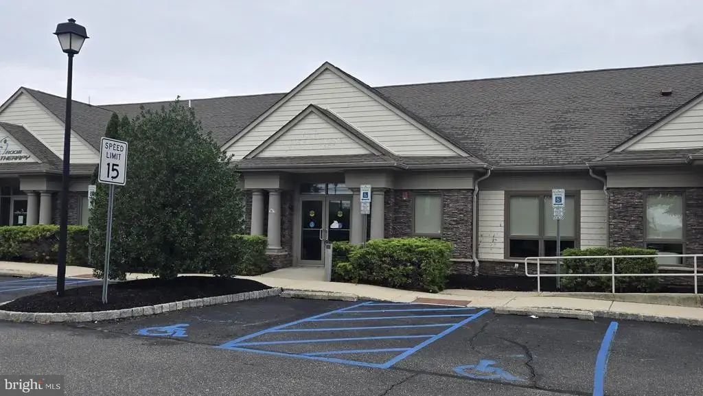 101 Lexington Rd, SWEDESBORO