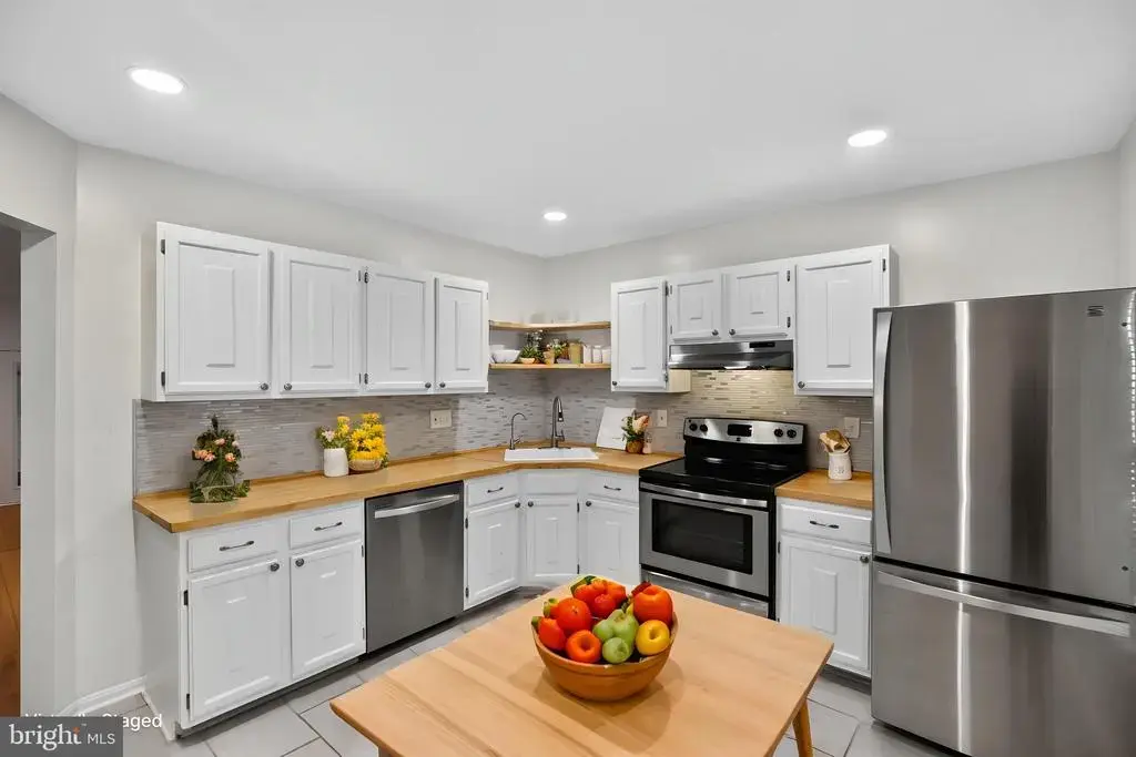 51 Oak Crest Ct, BEL AIR