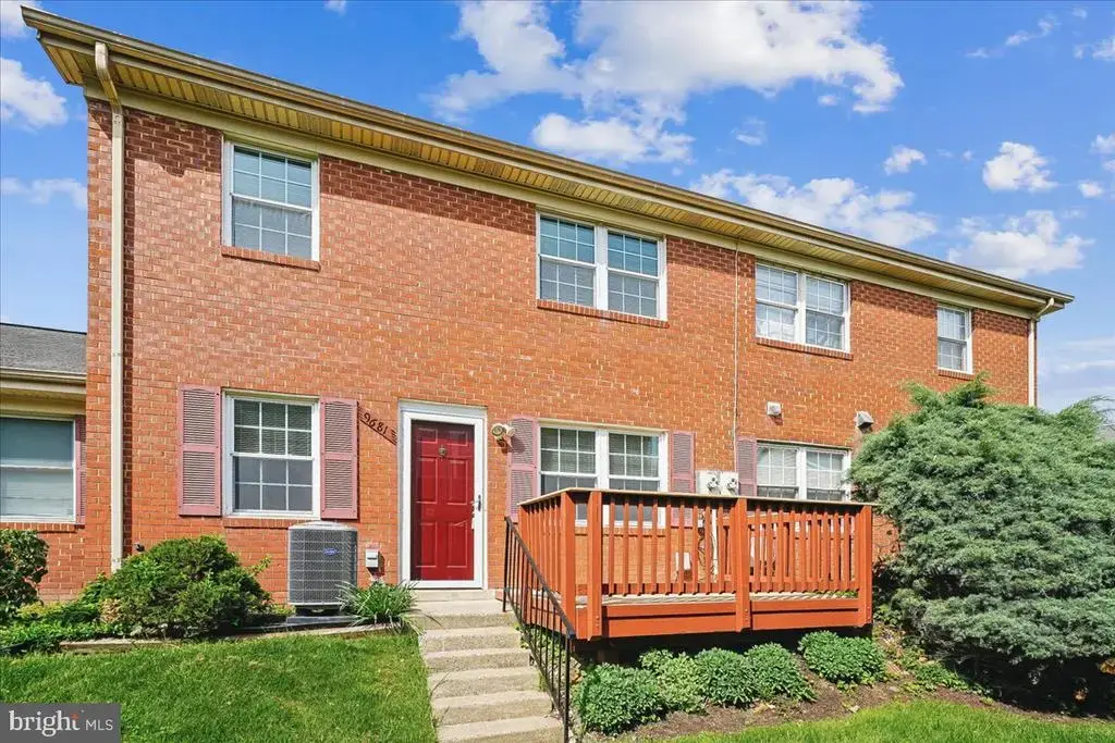 9681 Hagel Cir #36/e, LORTON