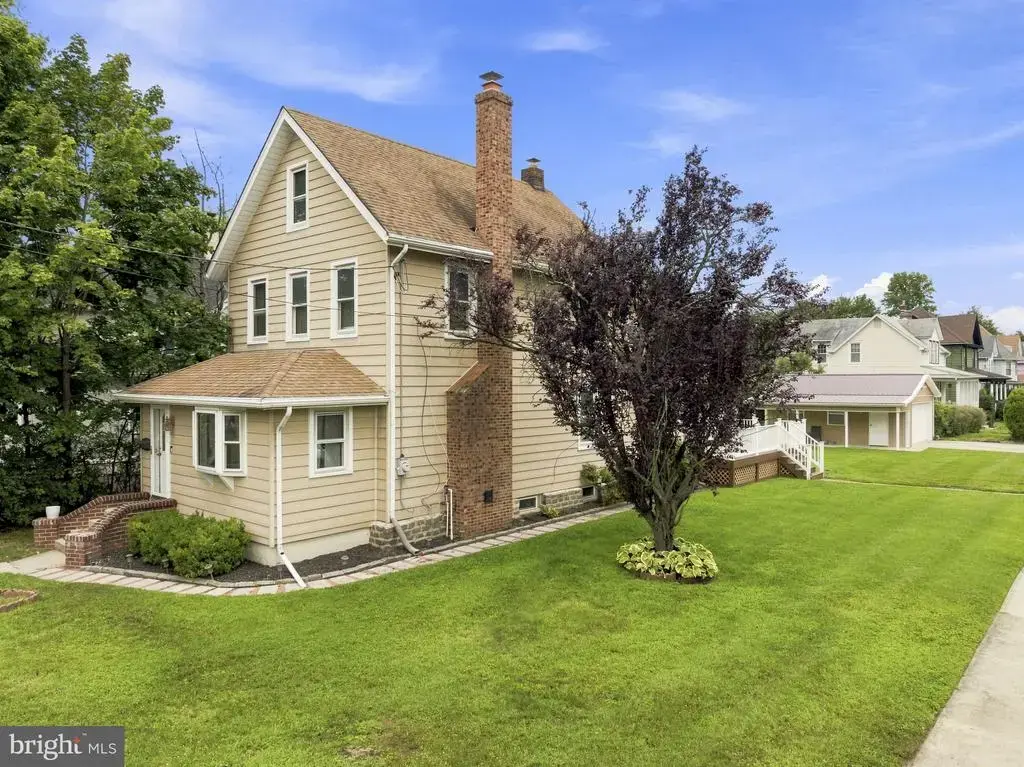 2934 N Centre St, PENNSAUKEN