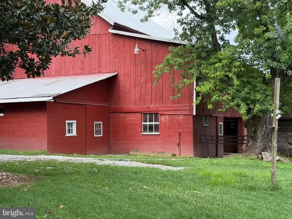 381 Old Limestone Rd, PARKESBURG