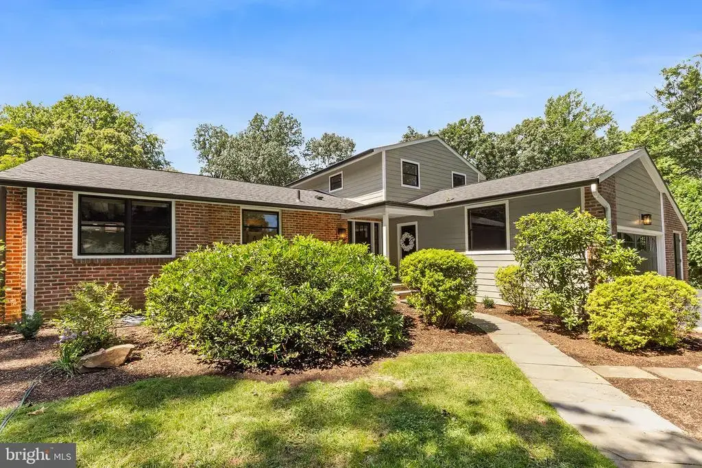 749 Bair Rd, BERWYN