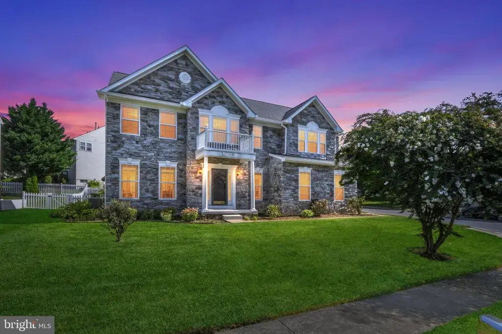 800 Aztec Dr, FREDERICK