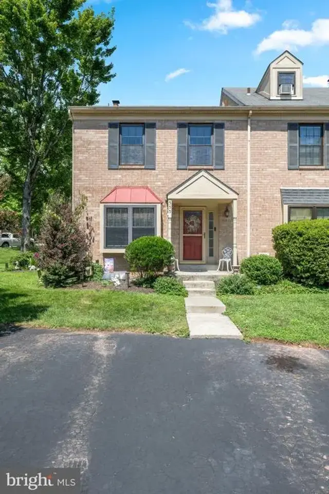 555 Canterbury Rd, West Norriton
