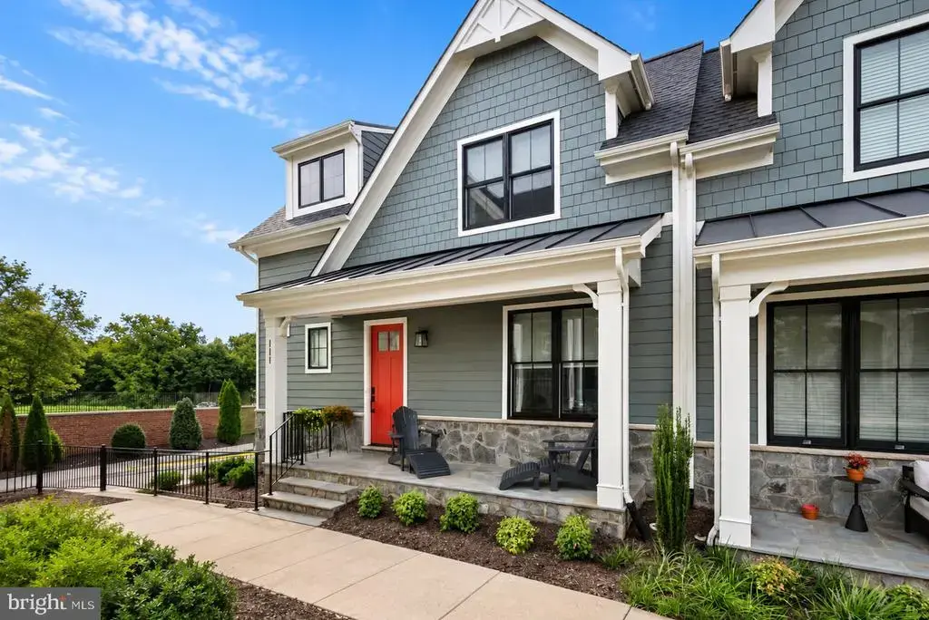 111 Courthouse Rd Sw #6, VIENNA