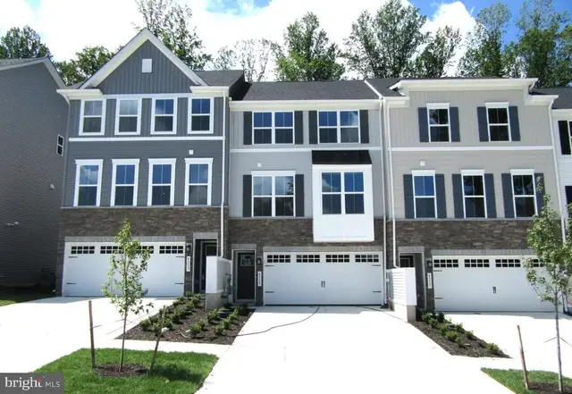 4355 Reusch Cir, New Castle
