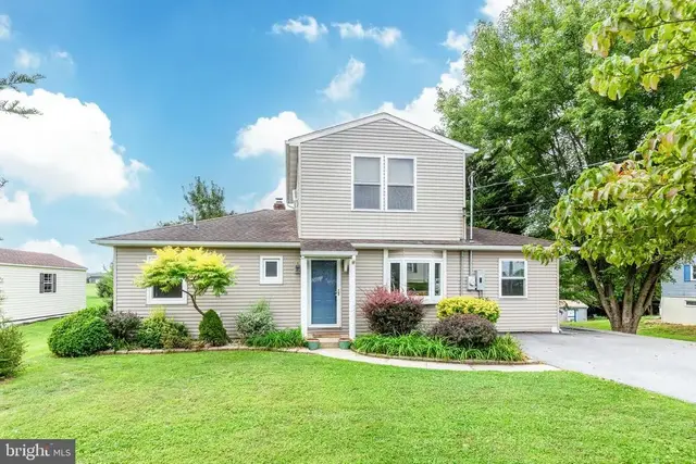 416 Fairview Dr, Hanover