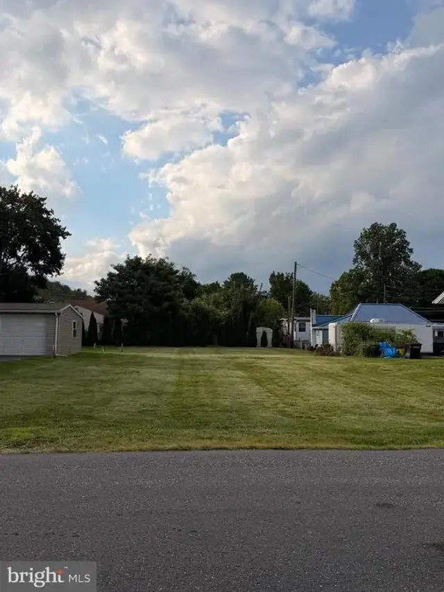 103 Hutton Rd, New Cumberland