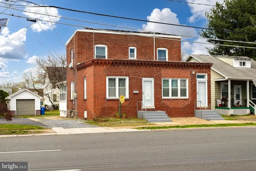 616 Route 130 Camden Ave, BURLINGTON