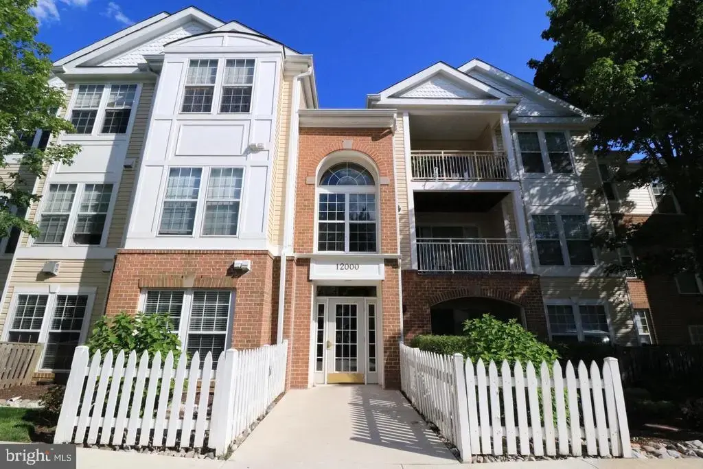 12000 Amber Ridge Cir #a-202, GERMANTOWN