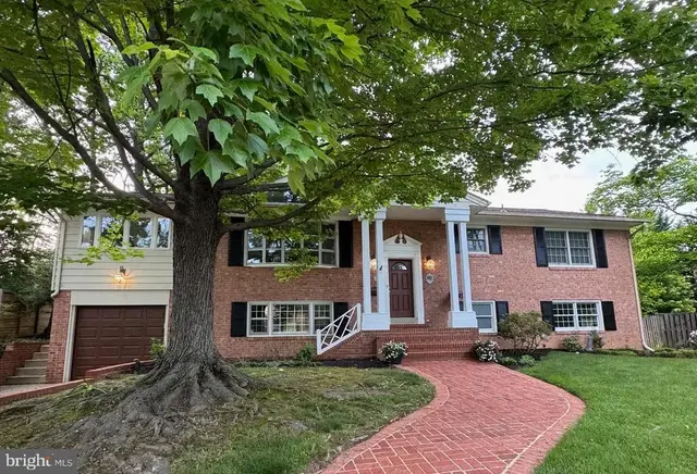7514 Salem Rd, Falls Church