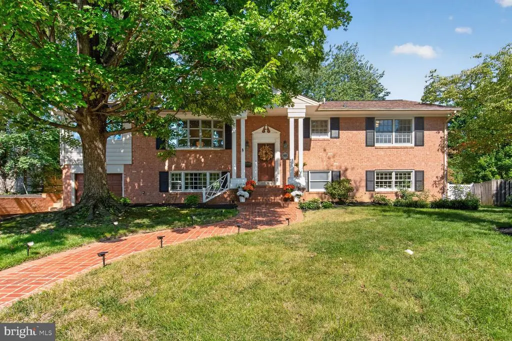 7514 Salem Rd, FALLS CHURCH