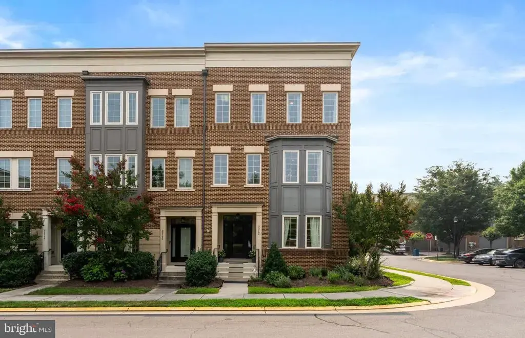 22792 Sagamore Sq, BRAMBLETON