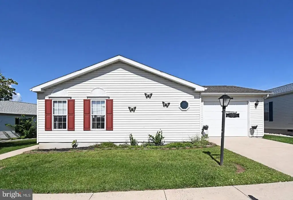 1047 Scenic View Dr, SCHWENKSVILLE