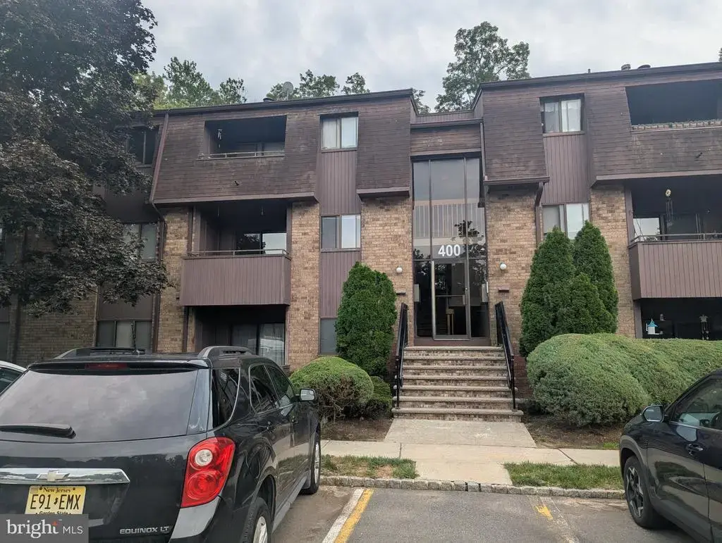 422 Wood Mill Dr, EAST WINDSOR