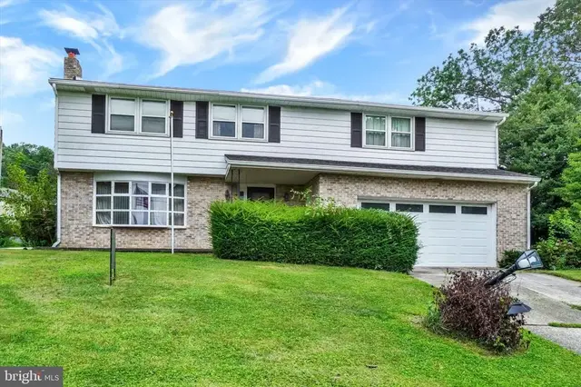 2484 Friesian Rd, York